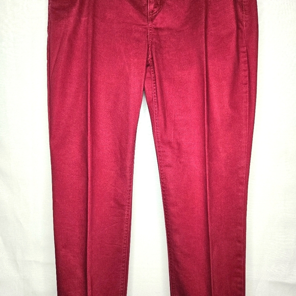Westbound Woman dark red jeans. 14W - Picture 8 of 11